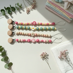 set of floral dummy clips 